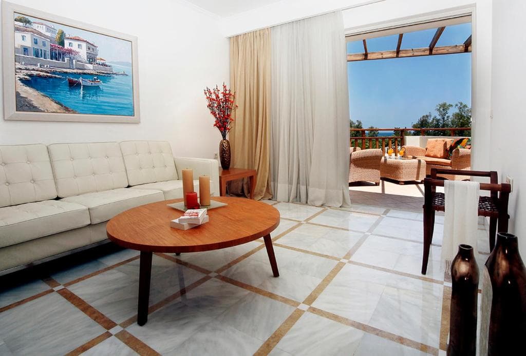 Pilot Beach Resort - 19