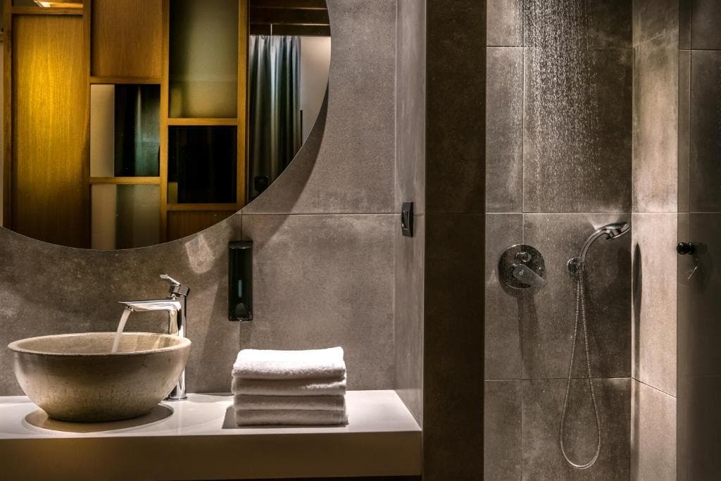 Petousis Hotel and Suites - 40