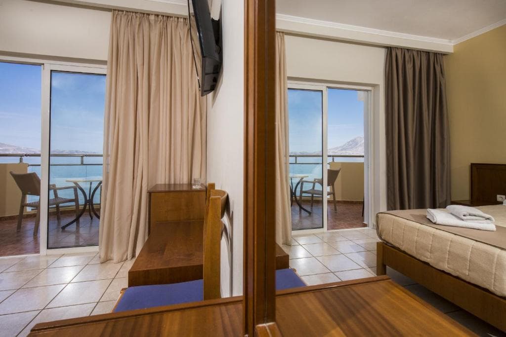 Sunny Bay Hotel - 41