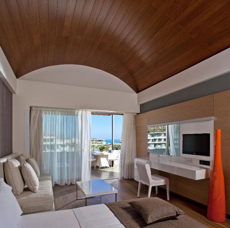 Avra Imperial Hotel - 15