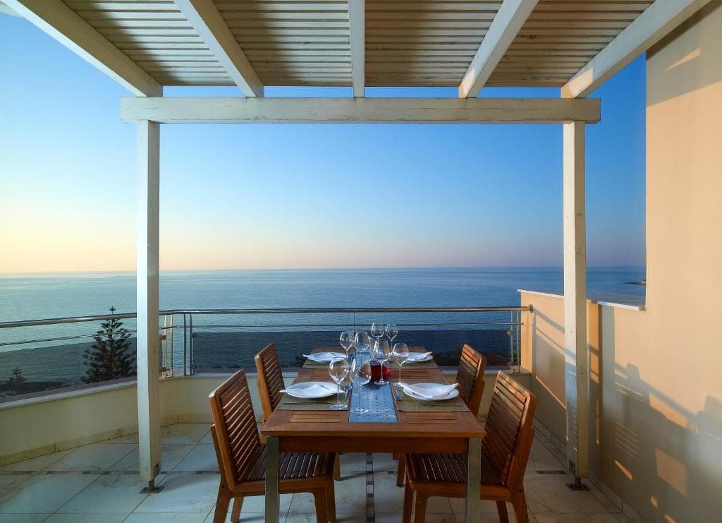 Macaris Suites & Spa - 40
