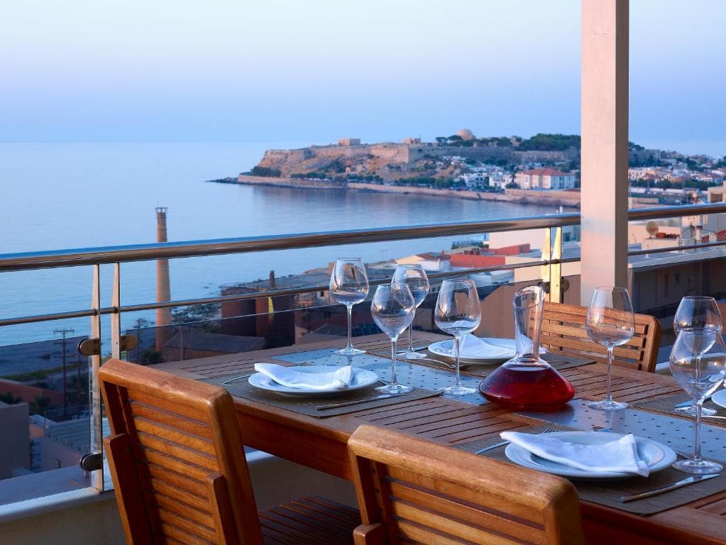 Macaris Suites & Spa - 18