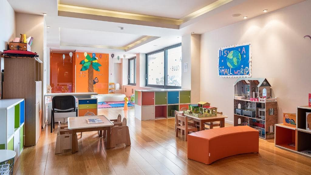 Avra Imperial Hotel - 23