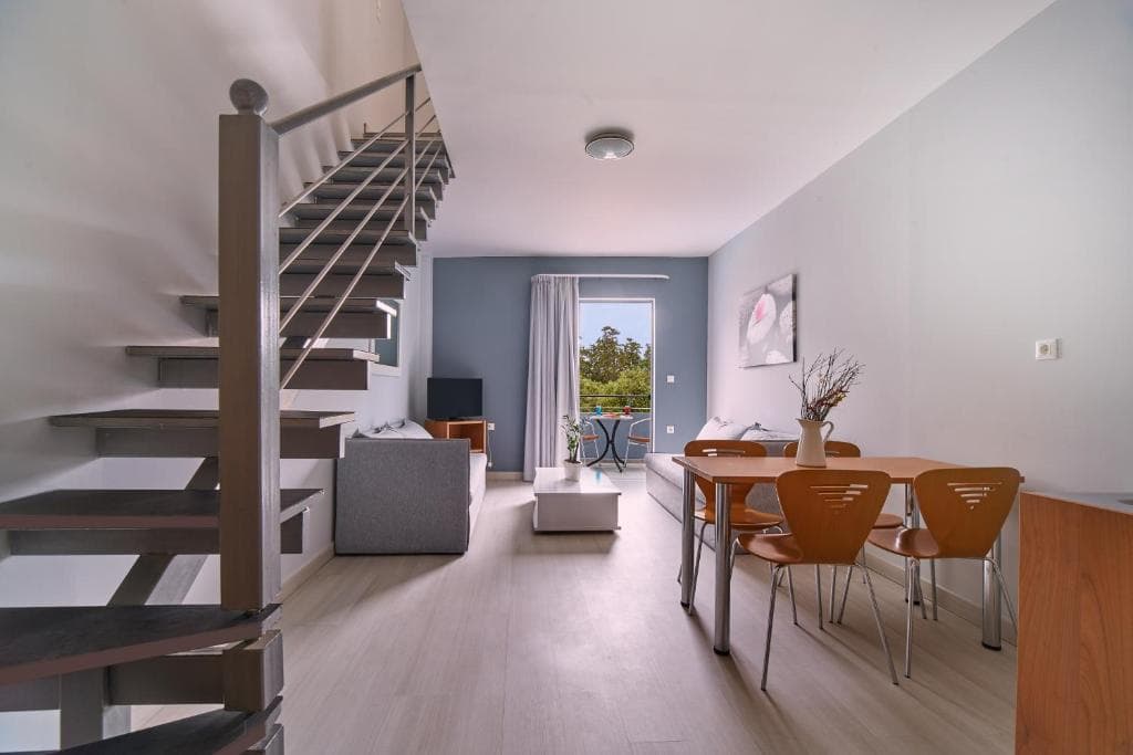 Sunrise Village Hotel - 27