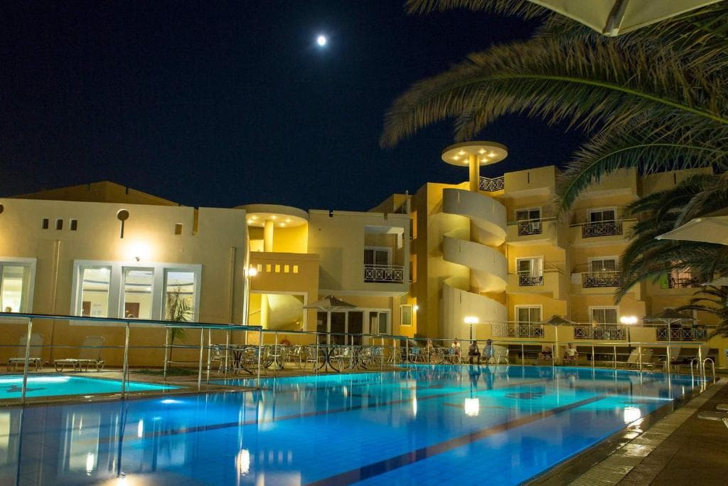 Sunny Bay Hotel - 10