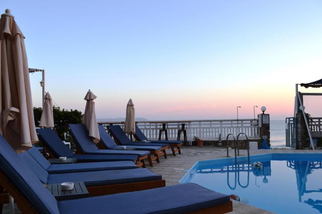 Sunset Beach Hotel - 1