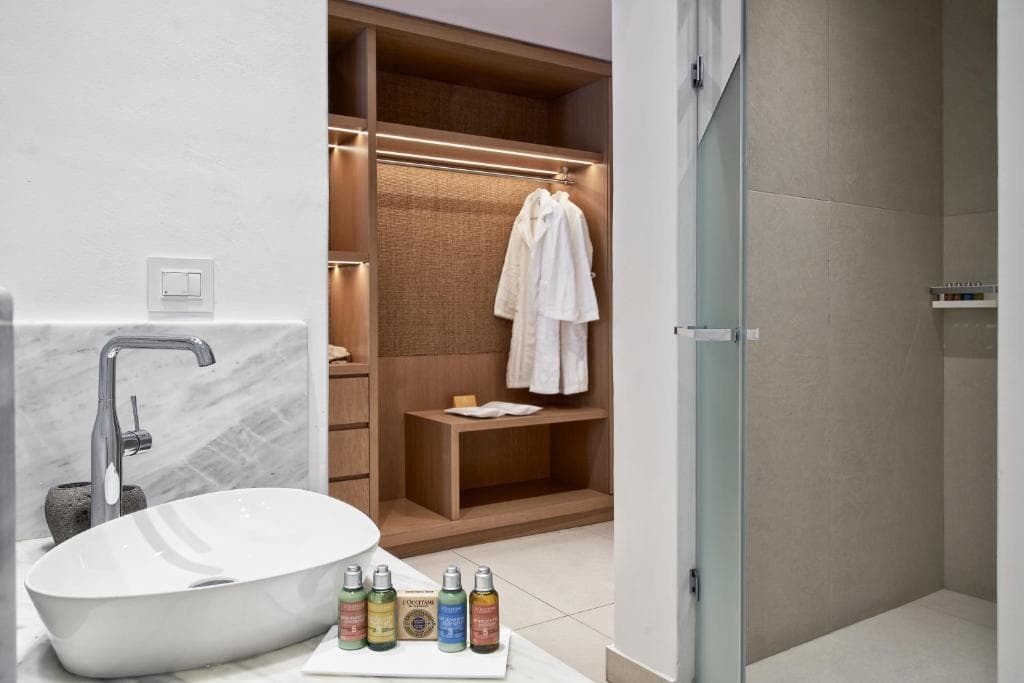 Myconian Korali - Relais and Chateaux Hotel - 3