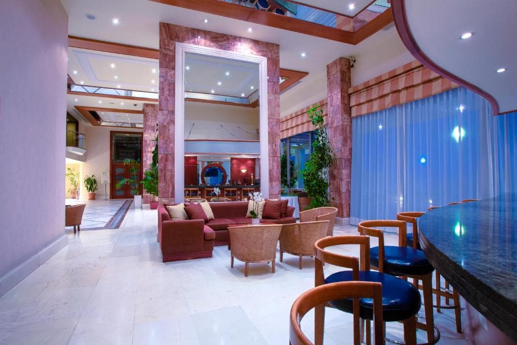 Hotel Mediterranean - 29