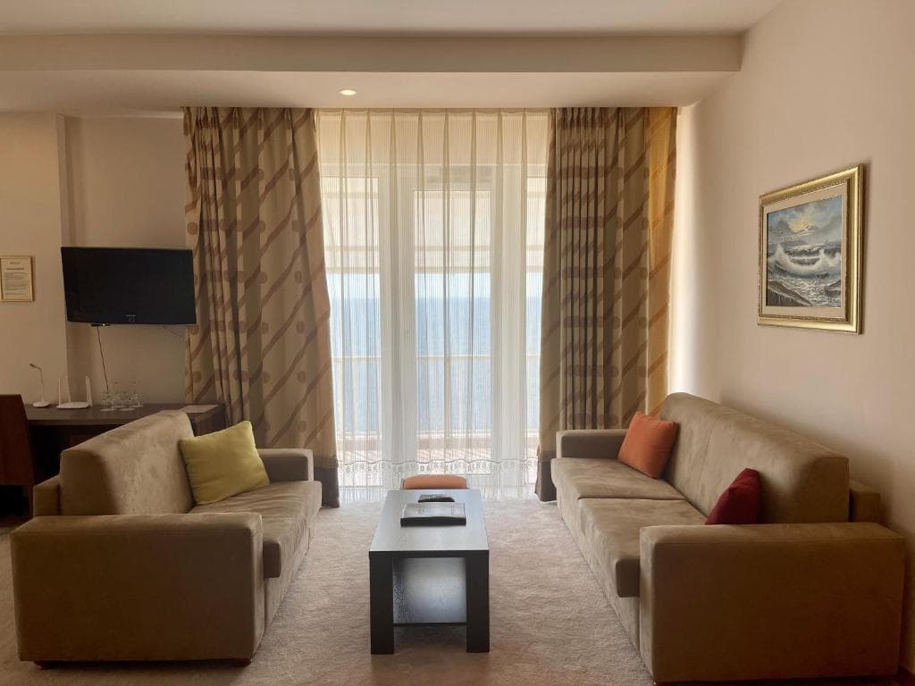 Aragosta Hotel - 8