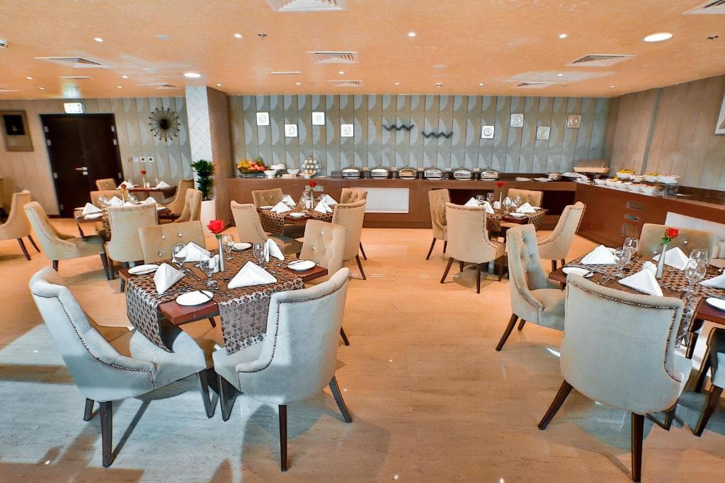 Signature Hotel Al Barsha - 37