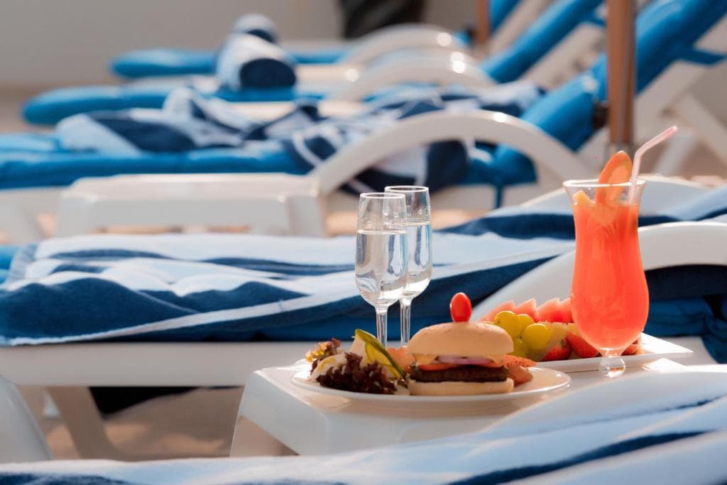 Signature Hotel Al Barsha - 33
