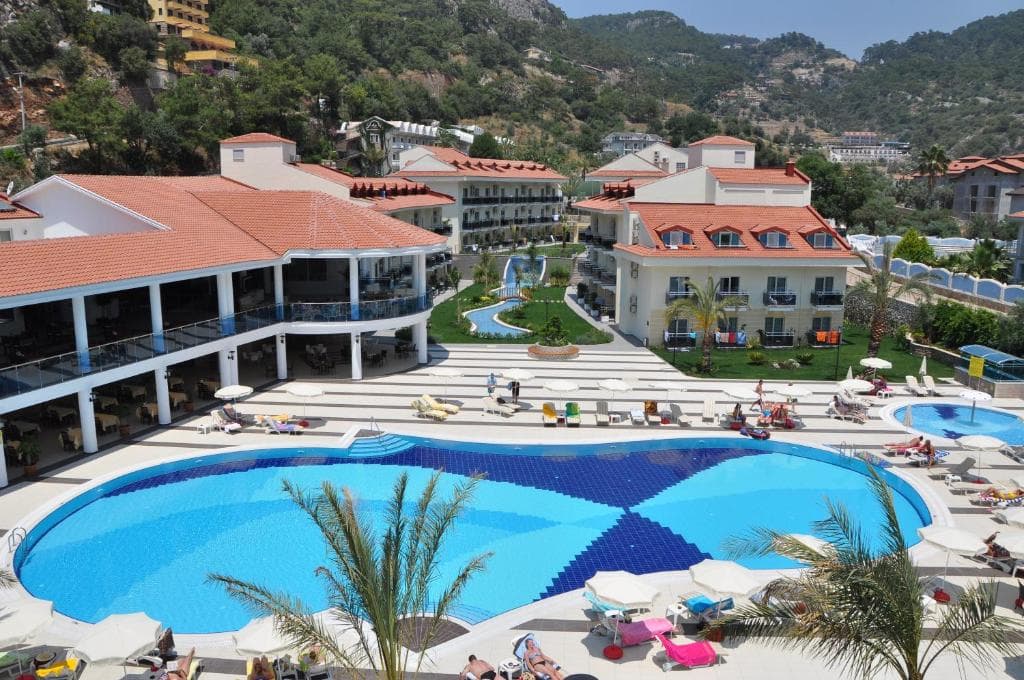 Montebello Resort - 1