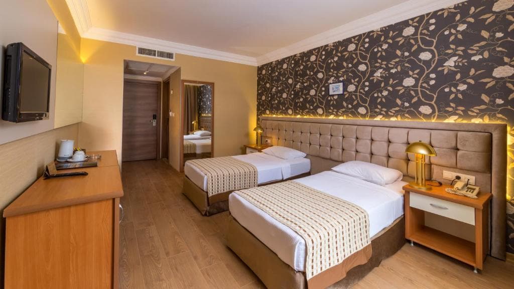 Letoile Beach Hotel - 28