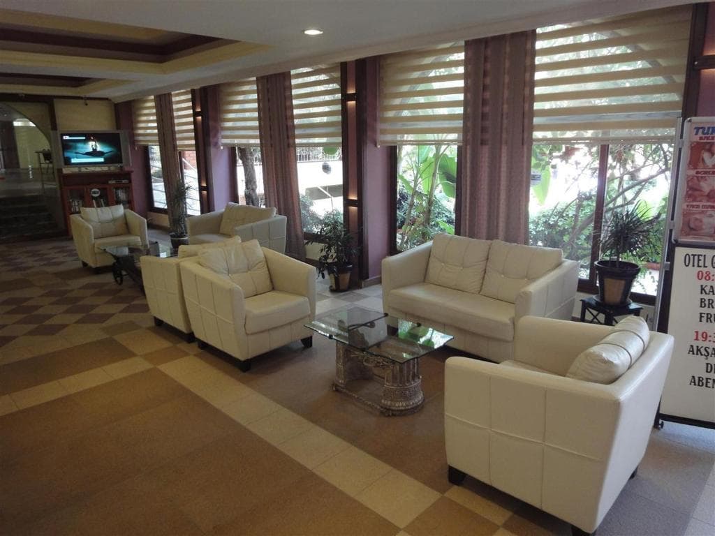 Golmar Beach Hotel - 12