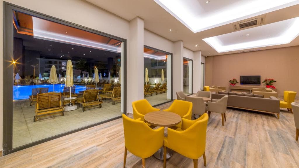 Julian Marmaris - 16