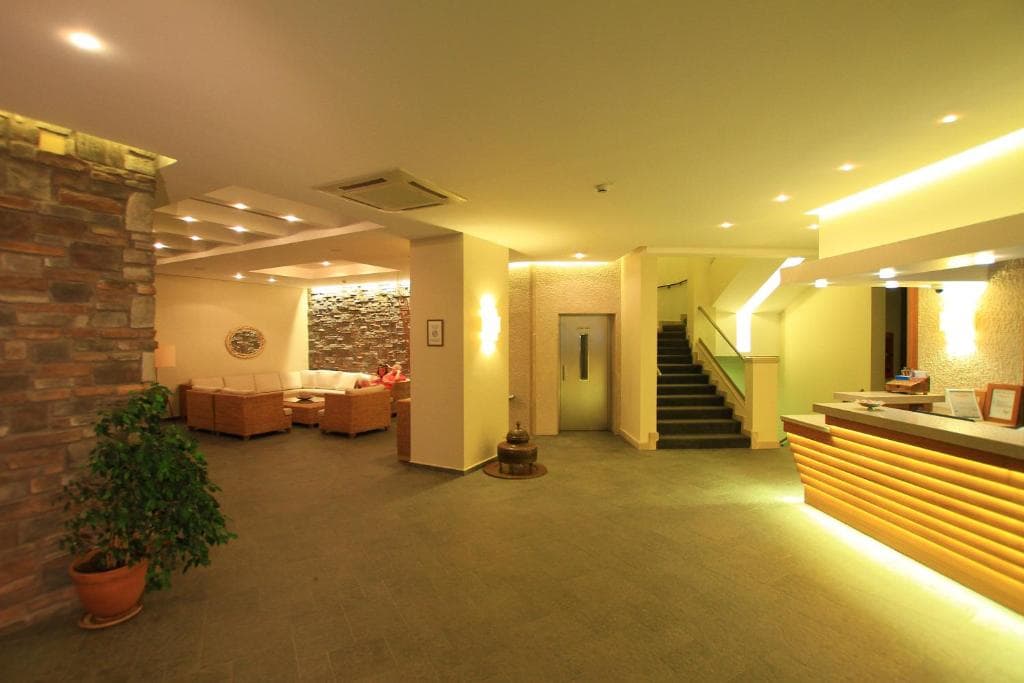 Hawaii Hotel - 11