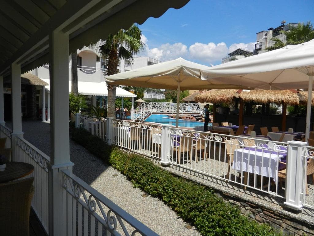 Hawaii Hotel - 21