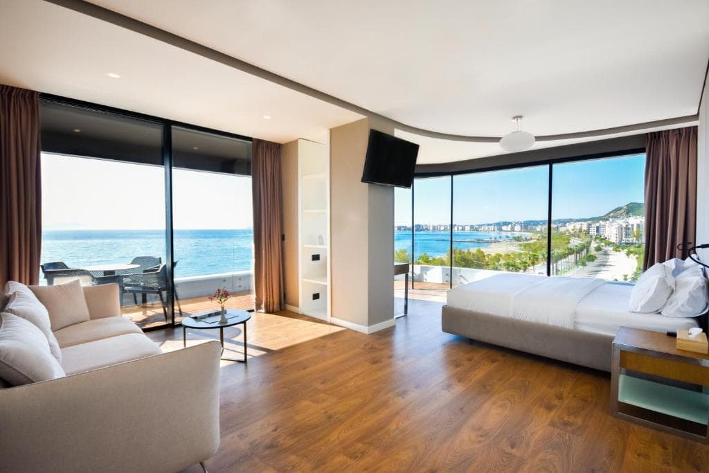 Hotel Yacht - 6