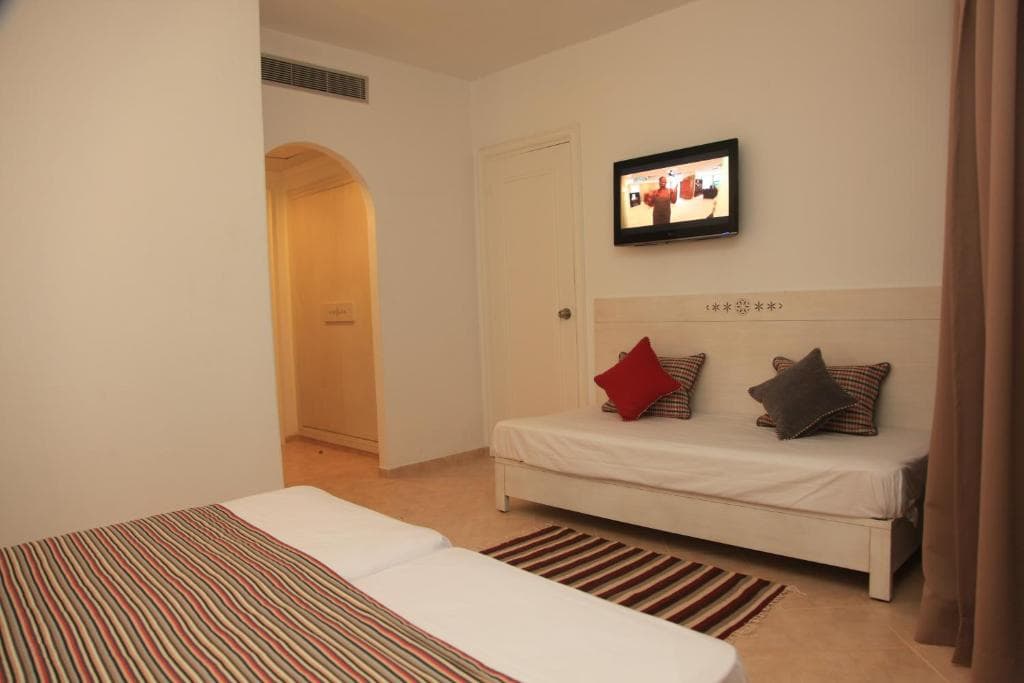 Charter Tunisia - Menara Hammamet - 11
