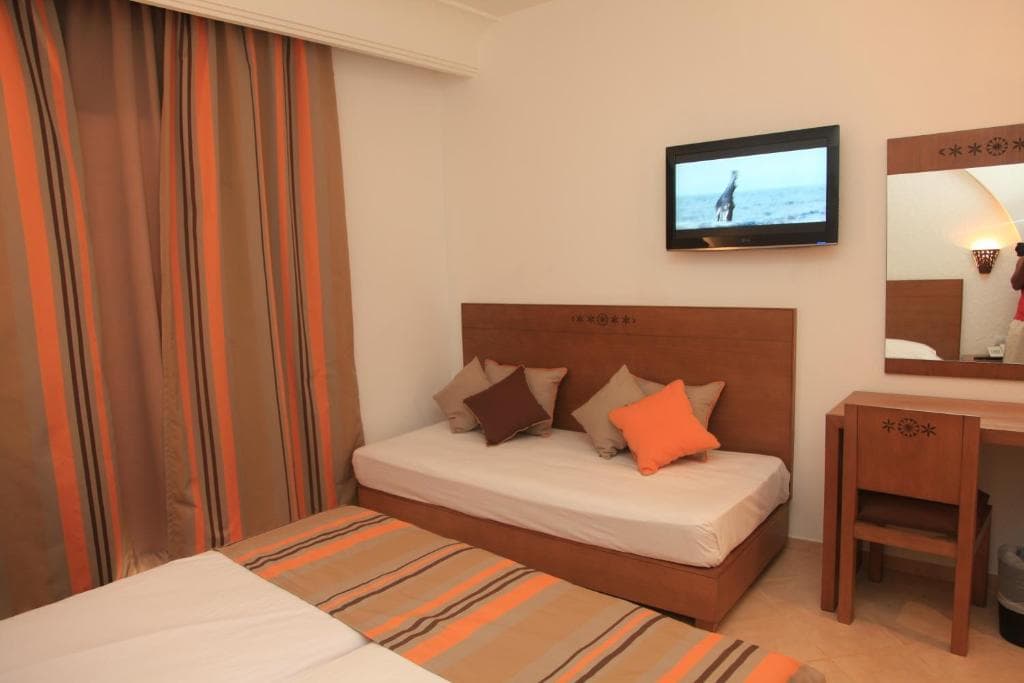 Charter Tunisia - Menara Hammamet - 17