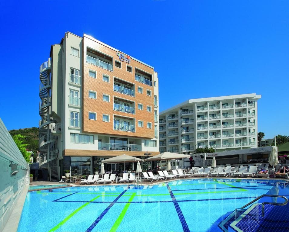 Cettia Beach Resort - 2