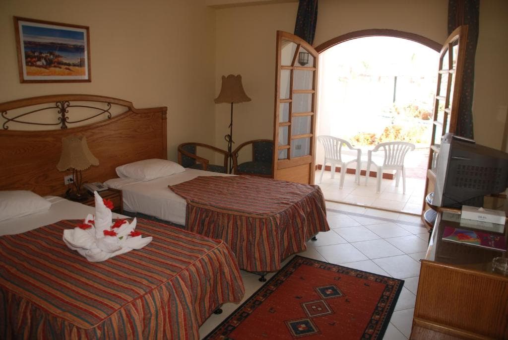 Coral Hills Resort - 6