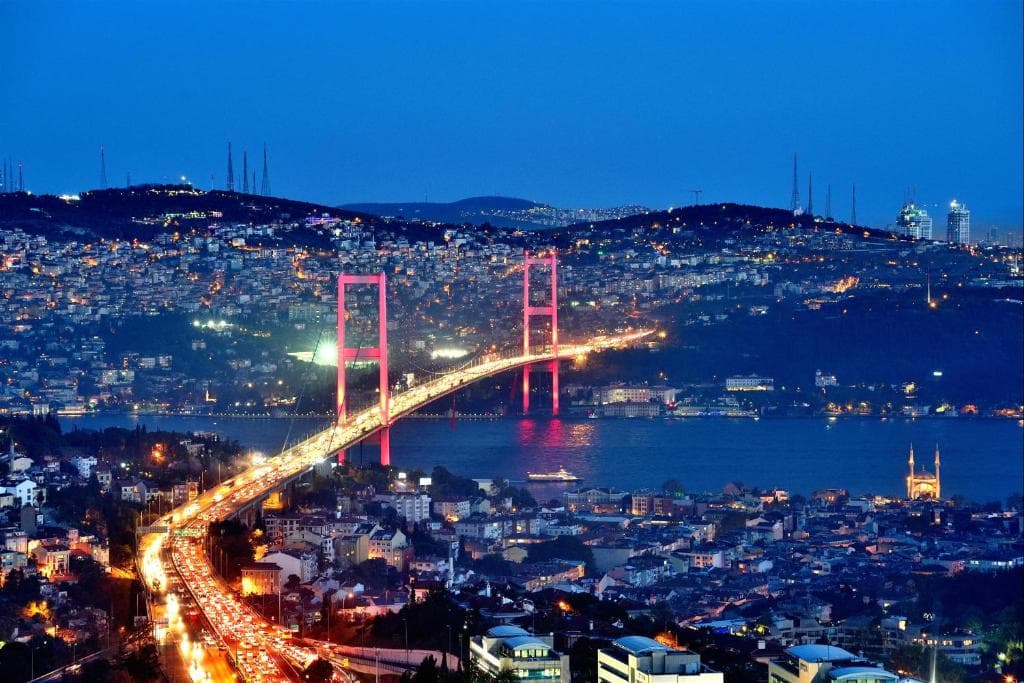 Movenpick Hotel Istanbul Bosphorus - 9