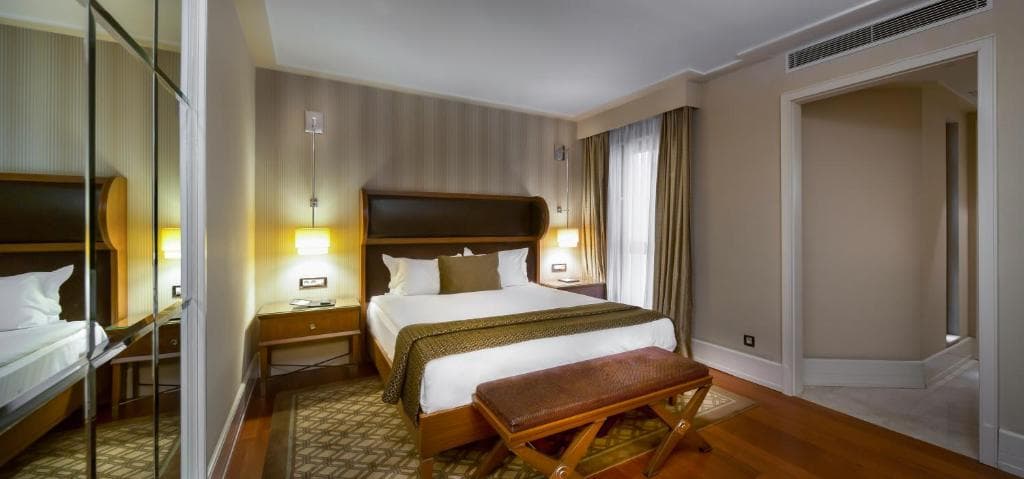 Titanic City Taksim Hotel - 17