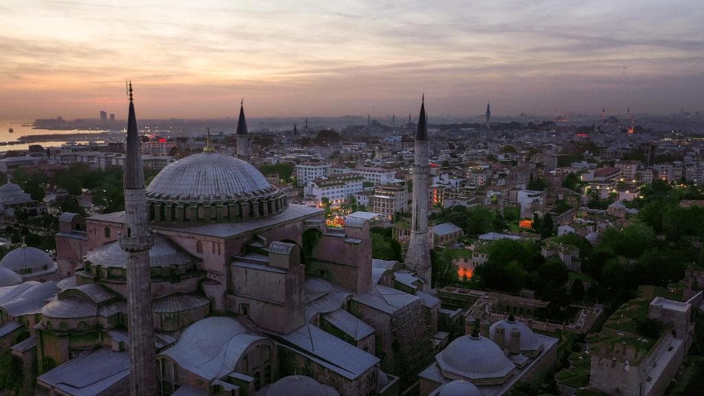 Vogue Supreme Istanbul Hotel - 45