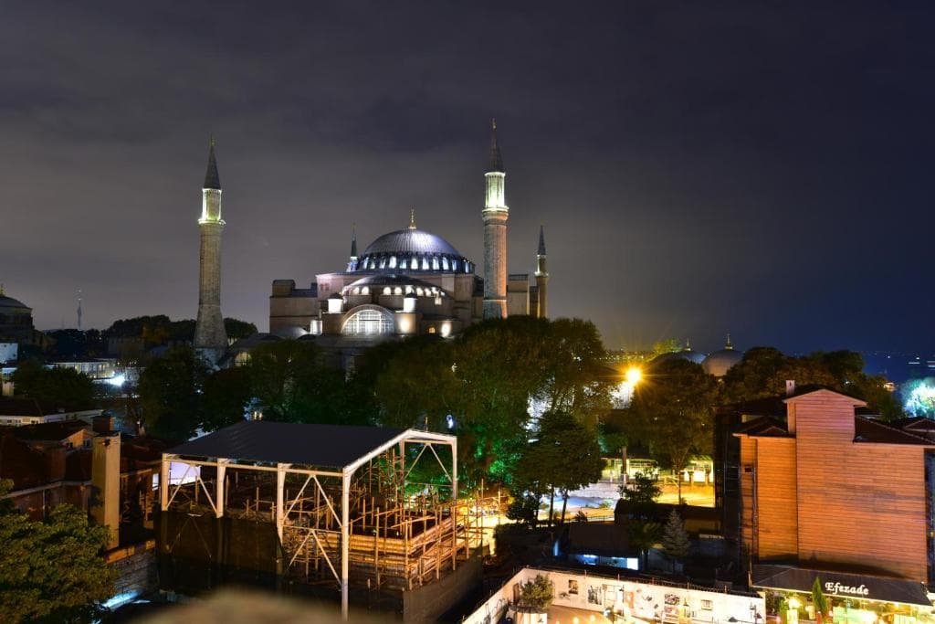 Vogue Supreme Istanbul Hotel - 78