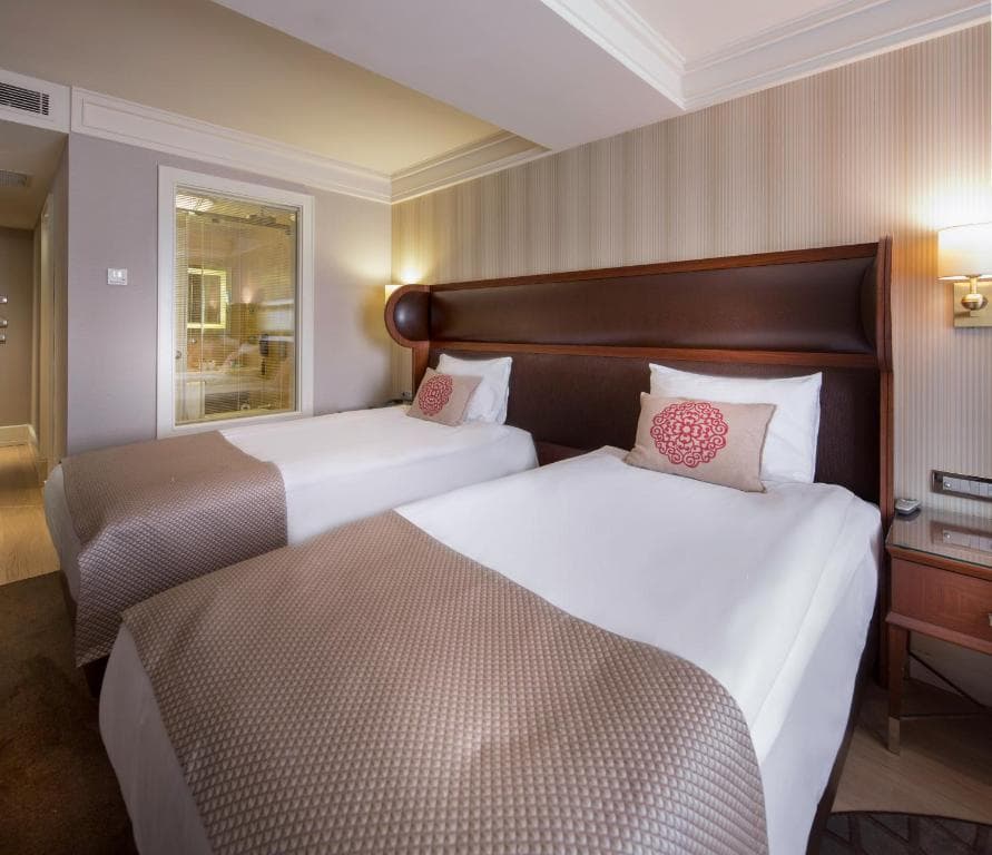 Titanic Comfort Hotel Sisli - 21