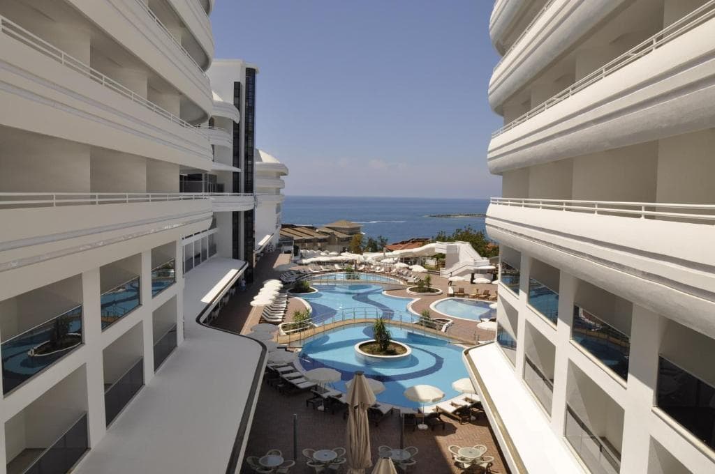 Laguna Beach Alya Resort And Spa - 5