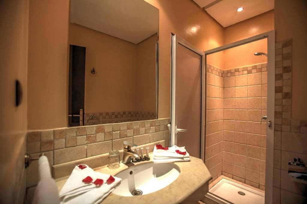 Mont Gueliz Hotel - 11