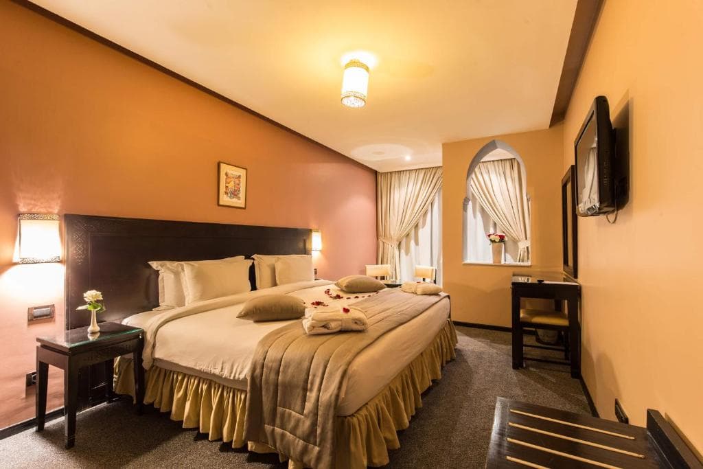 Almas Hotel - 12