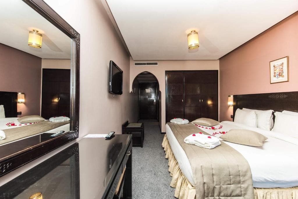 Almas Hotel - 29