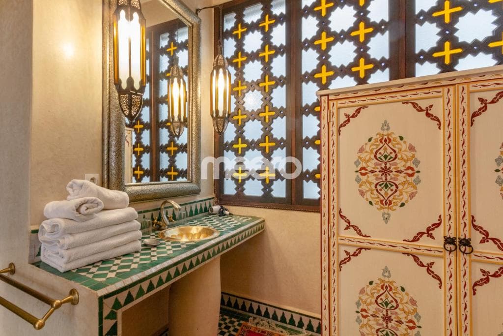 Riad Zineb - 26