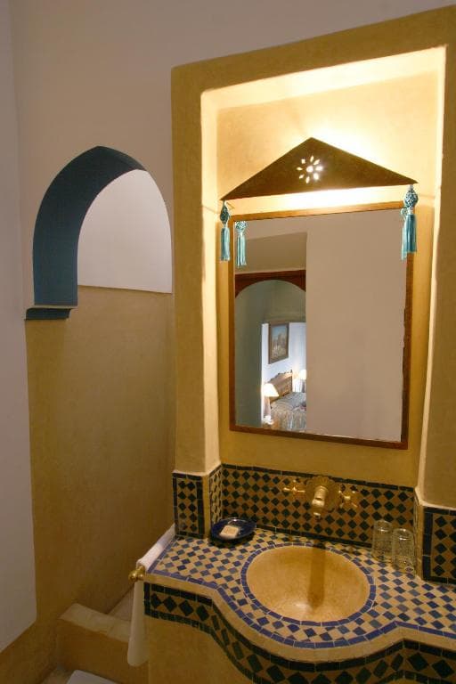 Riad Karmela - 19