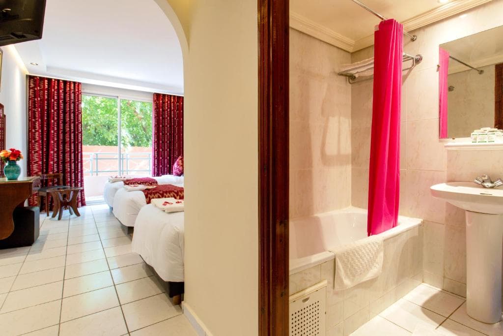 Akabar Hotel - 6