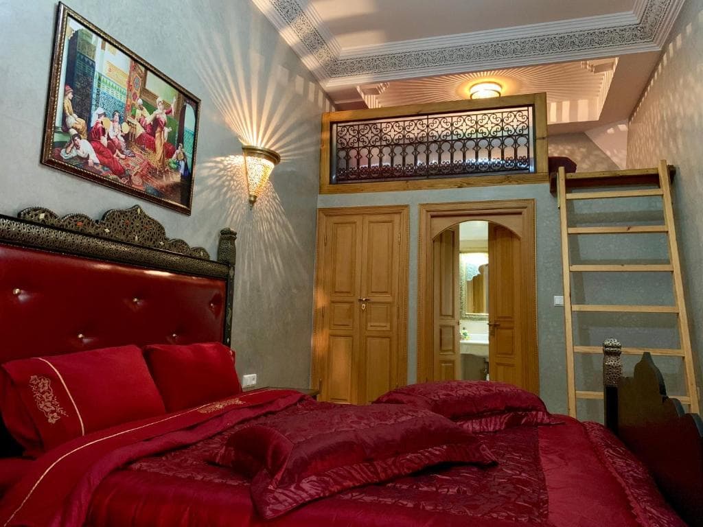 Riad Miral - 10