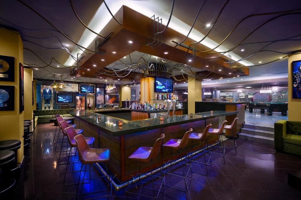 Hard Rock Hotel Cancun - 39