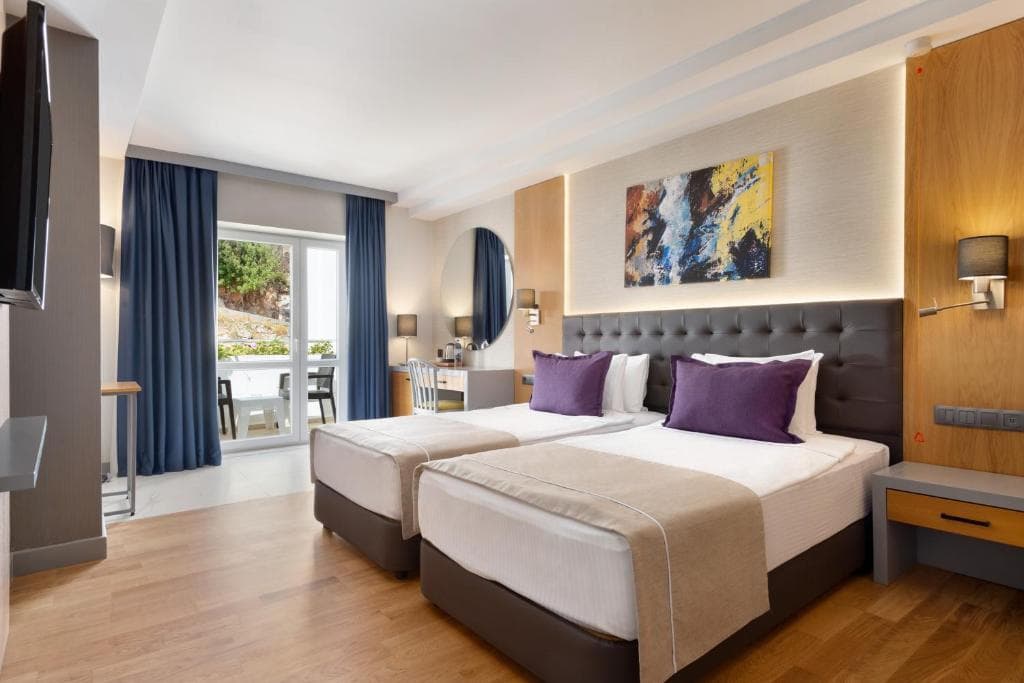 La Quinta By Wyndham Bodrum - 38