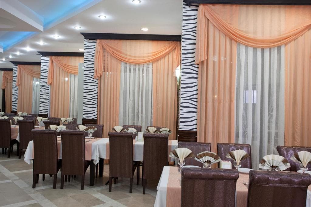 Monte Carlo Hotel - 18