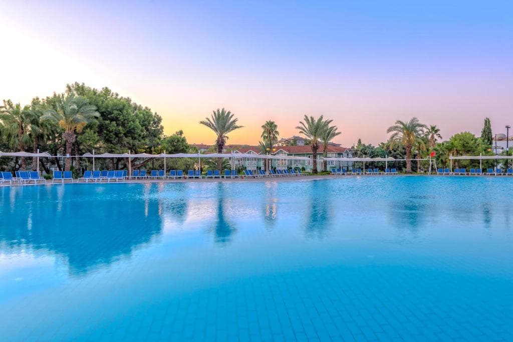 Euphoria Palm Beach - 6