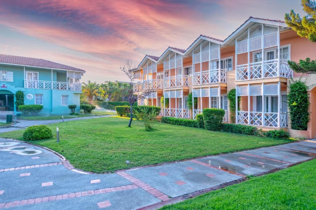 Euphoria Palm Beach - 7