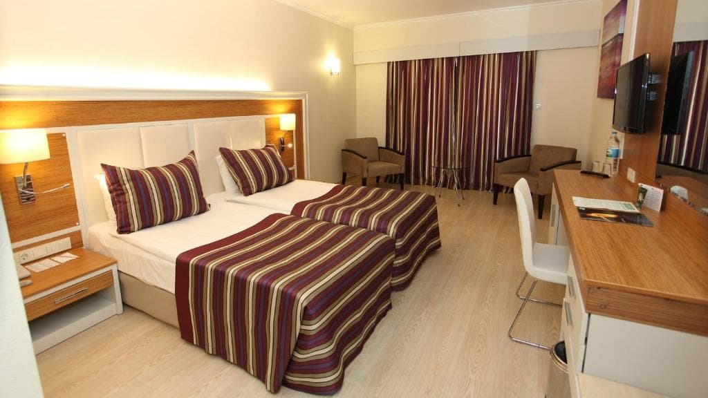 TT Hotels Pegasos Royal - 8