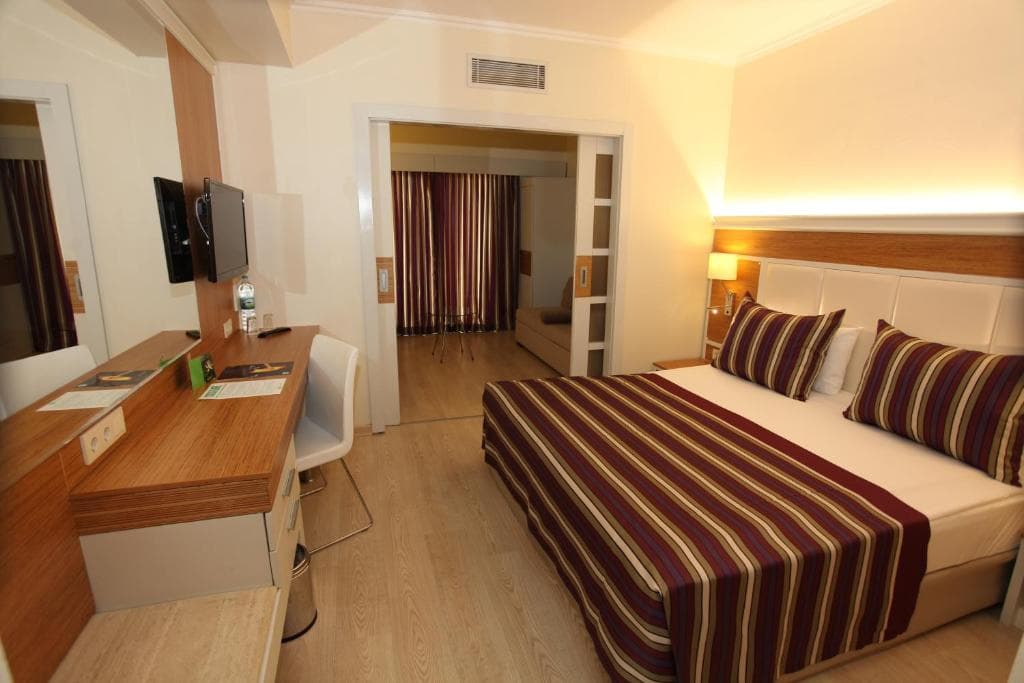 TT Hotels Pegasos Royal - 18