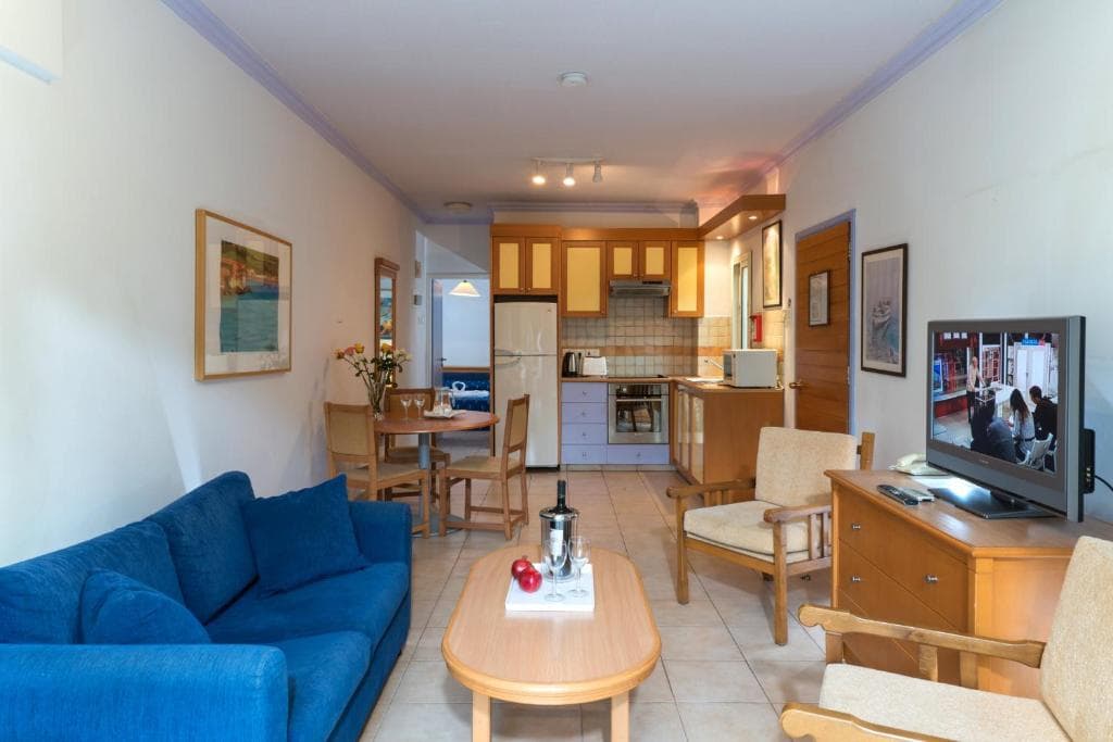 Paphos Gardens Holiday Resort - 4