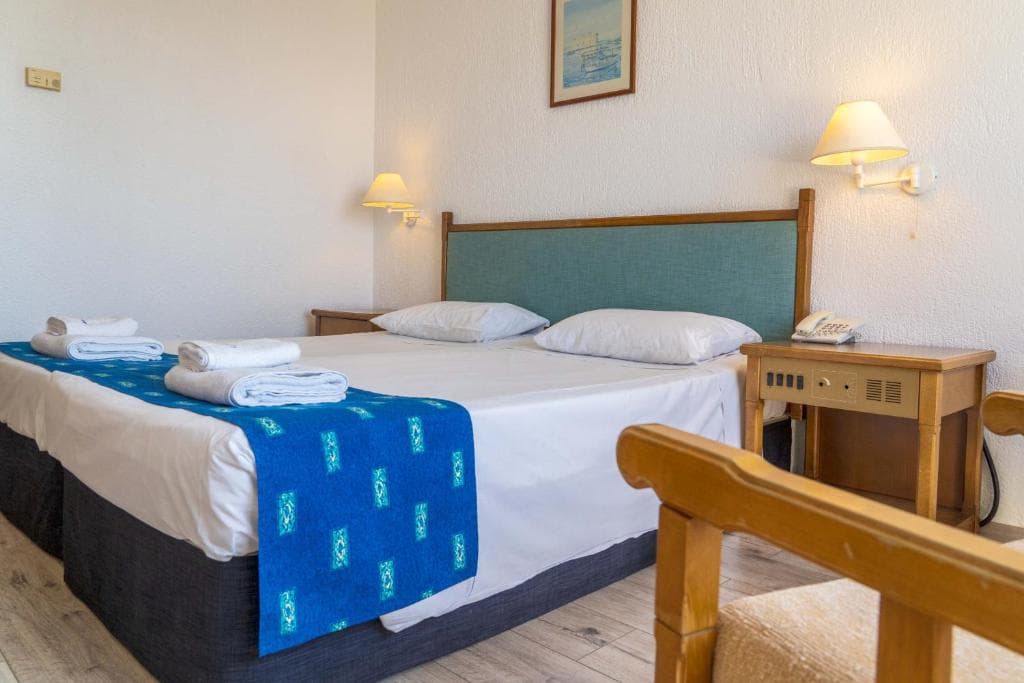 Paphos Gardens Holiday Resort - 14