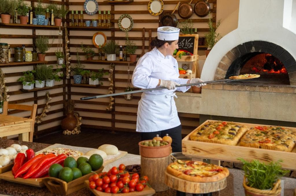 Constantinou Bros Athena Beach Hotel - 40