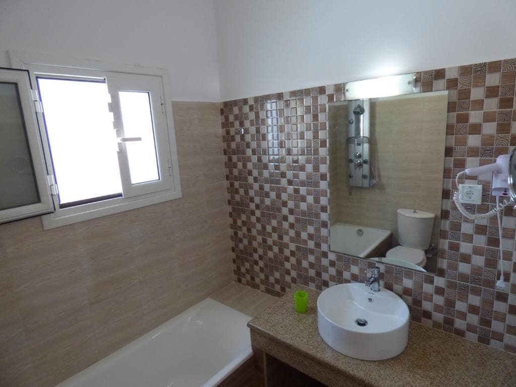 Paradiso Apartments - 17